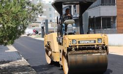 Gaziantep’te sıcak hava ve asfaltın yüksek ısısı onları durduramıyor!