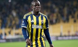 Fenerbahçe'den kadro değişikliği: UEFA kadrosu netleşti