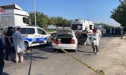 Otomobile silahlı saldırı: 1 ölü, 1 yaralı
