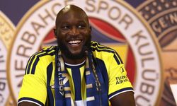 Romelu Lukaku, Fenerbahçe'ye imzayı attı! "Burada olmayı uzun süredir istiyordum"