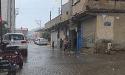 Gaziantep'te yaz yağmuru yüzleri güldürdü