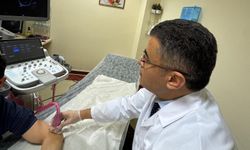 Prof. Dr. İrfan Koca: "Dirsek ağrınızın nedeni tenisçi dirseği olabilir"