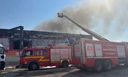 Gaziantep'te fabrika yangını! Ekiplerden anında müdahale…