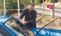 Çocukluk hayali gerçeğe dönüştü! 32 yıllık aracına gözü gibi bakıyor
