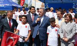 Gaziantep’te tüm öğrencilere bisiklet hediye edildi