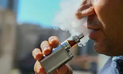 Masum buhar mı, gizli tehlike mi? Elektronik sigara akciğerleri tehdit ediyor