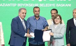 Gaziantep’te ev sahibi olmayan kalmayacak! Vizyon projede temeller atıldı, hak sahiplerine anahtarları teslim edildi