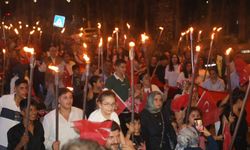 Gaziantep Nizip’ten 20 bin ışık yükseldi