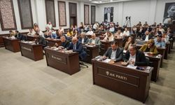 Gaziantep’te Yeni Parti’ye geçen meclis üyeleri belli oldu! Şehitkamil Meclisinde aritmetik yine değişti! İşte detaylar…
