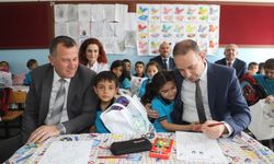 Gaziantepli öğrencilere kırtasiye desteği! Destek bizden başarı öğrencilerden
