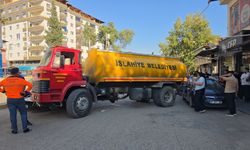 Gaziantep'te el freni çekilmeyen su tankeri 3 araca çarptı