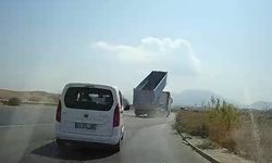 Açık kalan dorse faciaya neden oluyordu! İşte o anlar