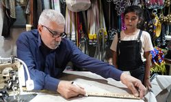 Gaziantep’te baba-kız el ele verdi! Mesleği birlikte yaşatıyorlar…