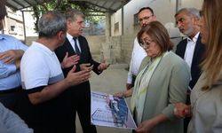 Başkan Şahin, Karşıyaka Emekliler Lokali proje alanını inceledi