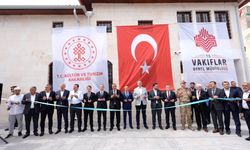 Gaziantep’te depremde hasar gören Şıhlar Cami ibadete açıldı