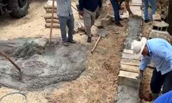 Gaziantep'te mezarlığın bakım ve onarımını imece usulüyle yaptı!