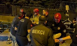 Ekipler dakikalarla yarıştı! Yaralı sürücü güçlükle kurtarıldı