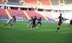 Gaziantep FK- Çorum FK karşılaşmasında ilk yarı sona erdi! Gerideyiz: 0-1