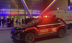 AVM içinde İsrail vatandaşına protesto