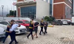 Aranan suçlulara af yok! Kıskıvrak yakalandılar...
