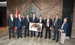 Gaziantepli halıcılardan Paris'te kritik temaslar