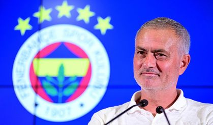 Fenerbahçe'de Mourinho Kararı Netleşti! Veda Görüntüleri Gündem Oldu, Tepkiler Çığ Gibi!