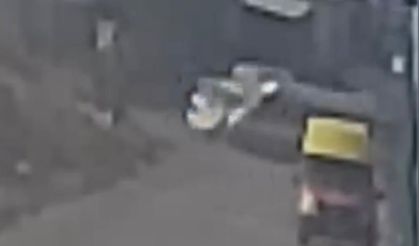 Gaziantep'te korkunç kaza! Servis ile panelvan çarpıştı! Bir kişi öldü: Korkunç kaza kamerada…