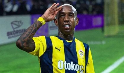 Fenerbahçeli Yıldız Anderson Talisca Evleniyor! 5 Yıllık Aşk Evlilikle Taçlanıyor