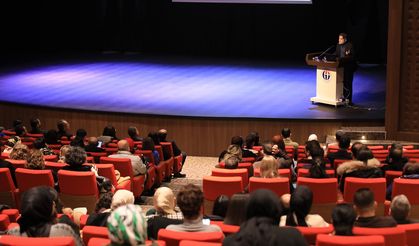 GAÜN’de birim eğitim komisyonları bilgilendirme toplantısı gerçekleştirildi