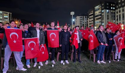 Kahramanmaraş’ta milli heyecan dev ekranda yaşandı! Dünya Kupası bileti coşkuyla kutlandı