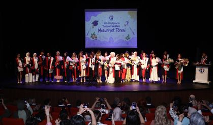 GAÜN’de mezuniyet töreni coşkuyla gerçekleştirildi