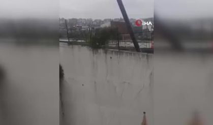 Dev istinat duvarı yerle bir oldu! O anlar kamerada….