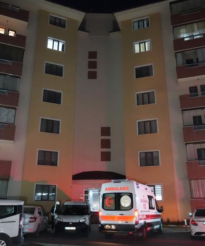 Koku üzerine girilen evde yaşlı kadının cesedi bulundu