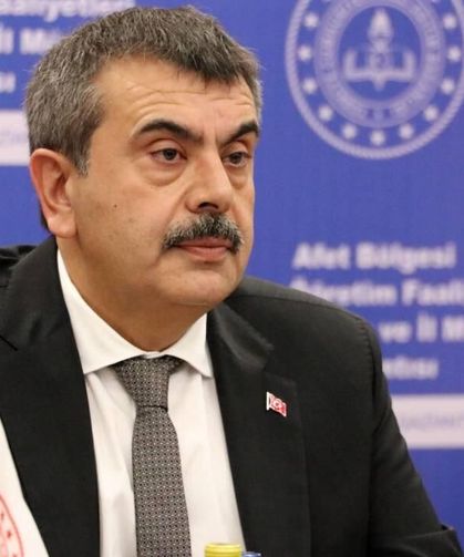 Bakan Tekin öğretmenler için programı duyurdu!