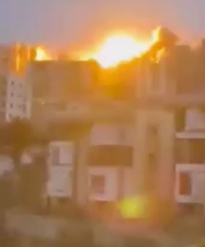 İsrail'den Lübnan'a yoğun hava saldırısı