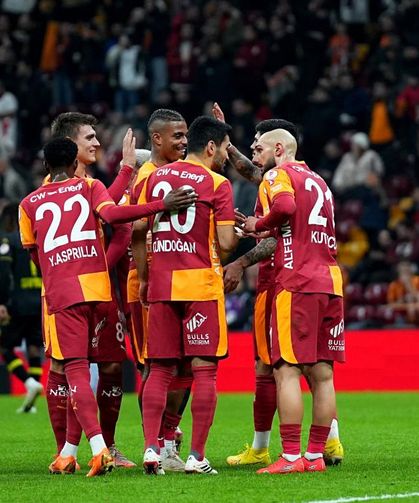 Galatasaray: 3 - İstanbulspor: 1 (Maç Özeti)