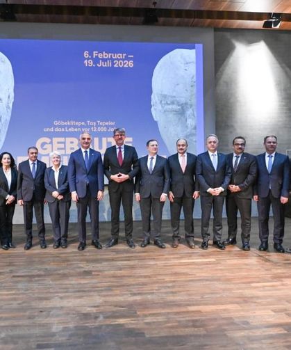 Başkan Gülpınar Berlin’deki Göbeklitepe Sergisinin Açılışına Katıldı