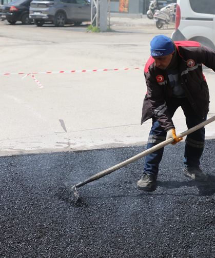 Gaziantep Nizip’te yol bakım ve onarım çalışmaları aralıksız sürüyor