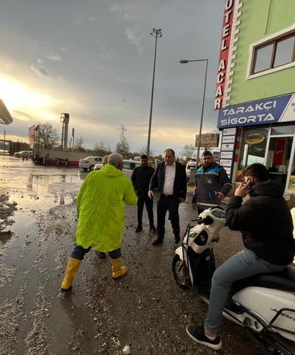 Gaziantep'in komşu ilçesi Birecik’te ekipler harekete geçti