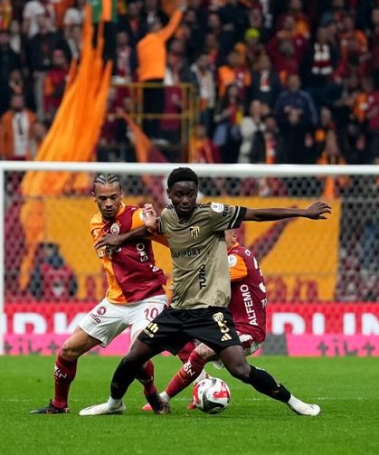 Galatasaray: 1 - Kocaelispor: 1 (Maç Özeti)