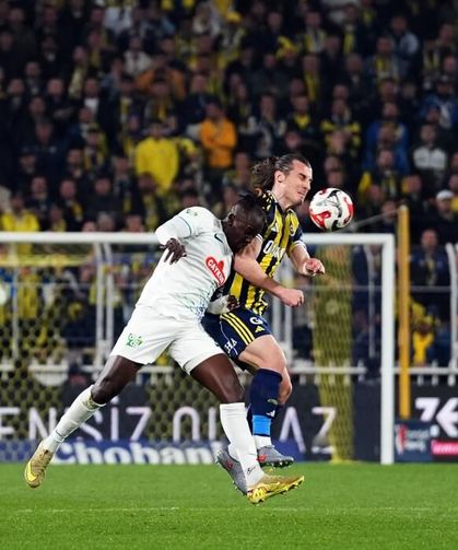 Fenerbahçe: 2 - Çaykur Rizespor: 2 (Maç Özeti)