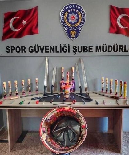 Deplasman otobüsünden resmen cephanelik çıktı!