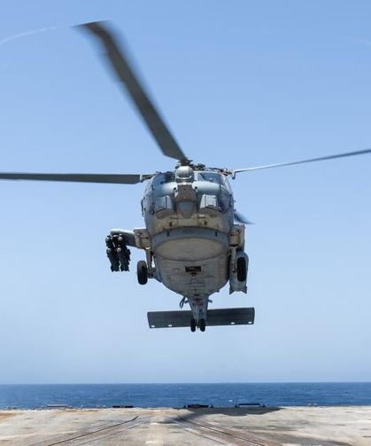 CENTCOM'dan abluka açıklaması : 70 geminin rotası değiştirildi