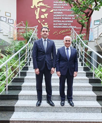 Azerbaycan Milletvekili Dr.Nagif Hamzayev’den GAÜN Rektörü Doğan’a ziyaret