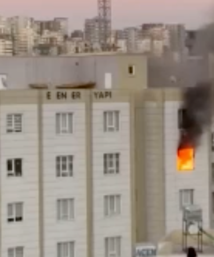 Şanlıurfa'da 9 katlı binada yangın (VİDEO HABER)