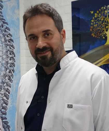 Modern yaşam tarzı, omurga sağlığını etkileyebiliyor