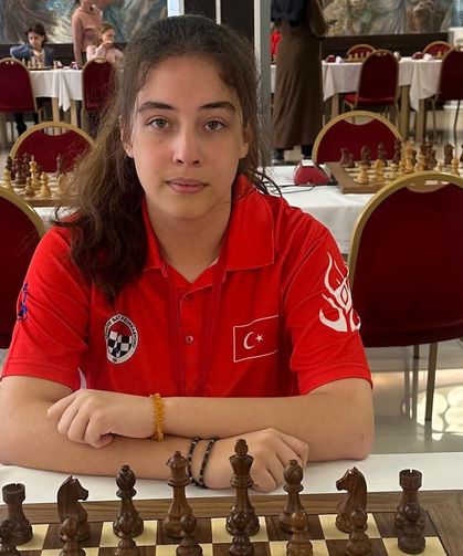 Gaziantep Kolej Vakfı'nda Beren Kalyoncu olimpiyat yolcusu