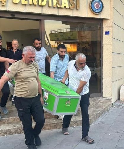 Genç doktor kaldığı misafirhanede ölü bulundu