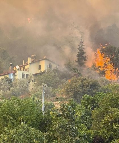 Orman yangını: 17 personel ve 126 araçla mücadele devam ediyor!