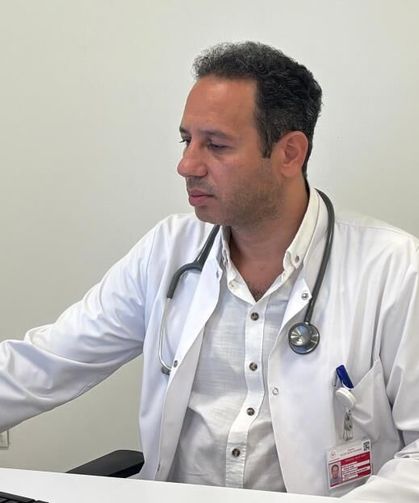 Çiçekli kıyafetler arı sokması riskini artıyor! "Ciddi alerjik reaksiyonlar olabiliyor"